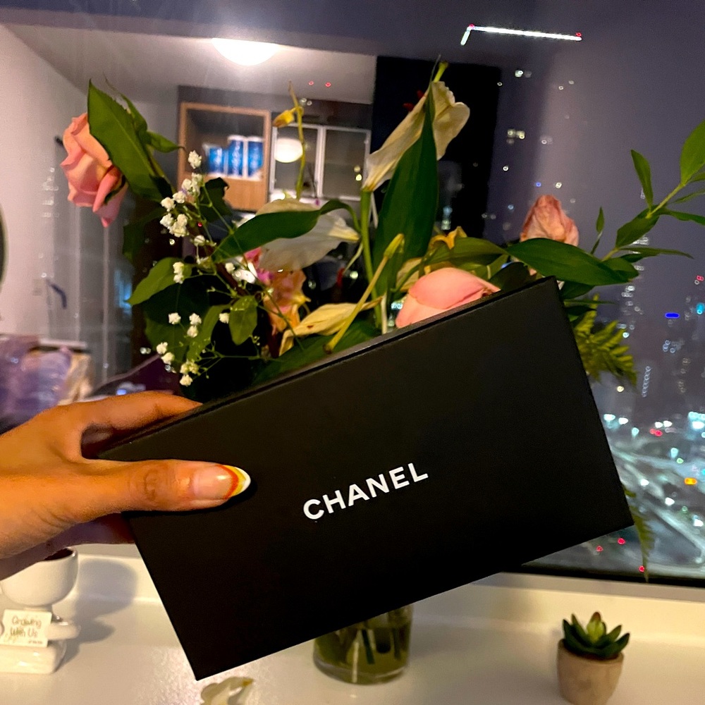REAL CHANEL BOX & LEATHER CASE